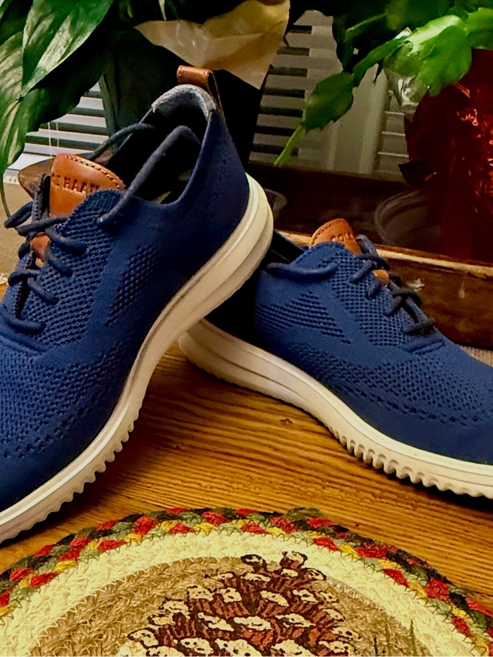 Cole Haan Grand Stretch Knit Wing Tip Oxford Shoes Navy Blue C37369 Sz 10M EUC! - Picture 1 of 8